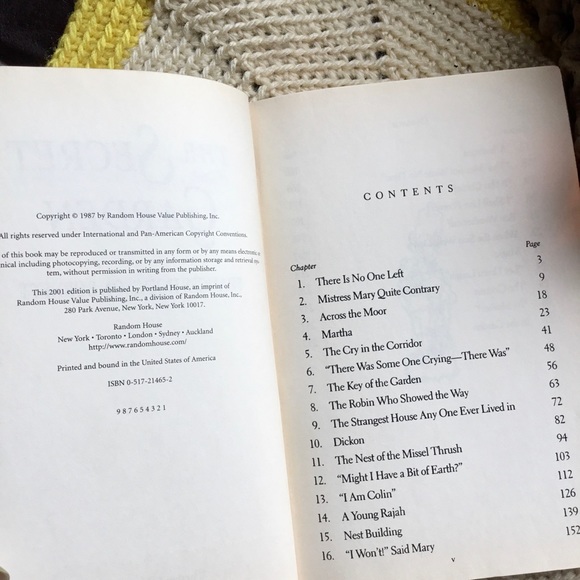 2001 Hardcover The Secret Garden Book 
by Burnett, Frances Hodgson - Picture 2 of 7